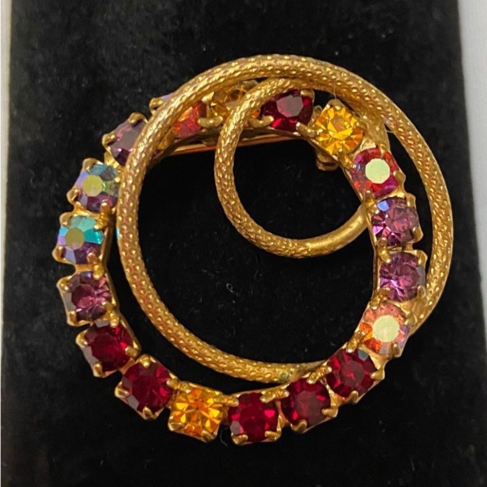 Vintage Goldtone with Multicolored Rhinestone Stones Brooch -Excellent Condition
